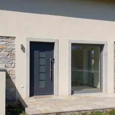Gemhouse - Jacuzzi Private Grgar