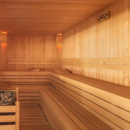 Gemhouse - Jacuzzi Private Villa